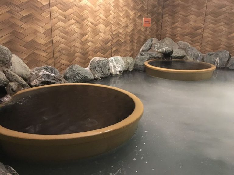 The 10 Best Tattoo Friendly Onsen in Tokyo & Around [2025]