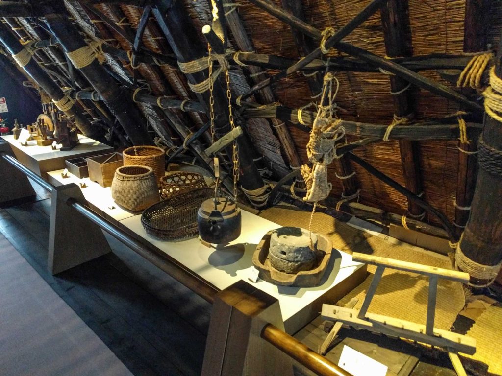 Visit the Ainokura Folk Museum 2
