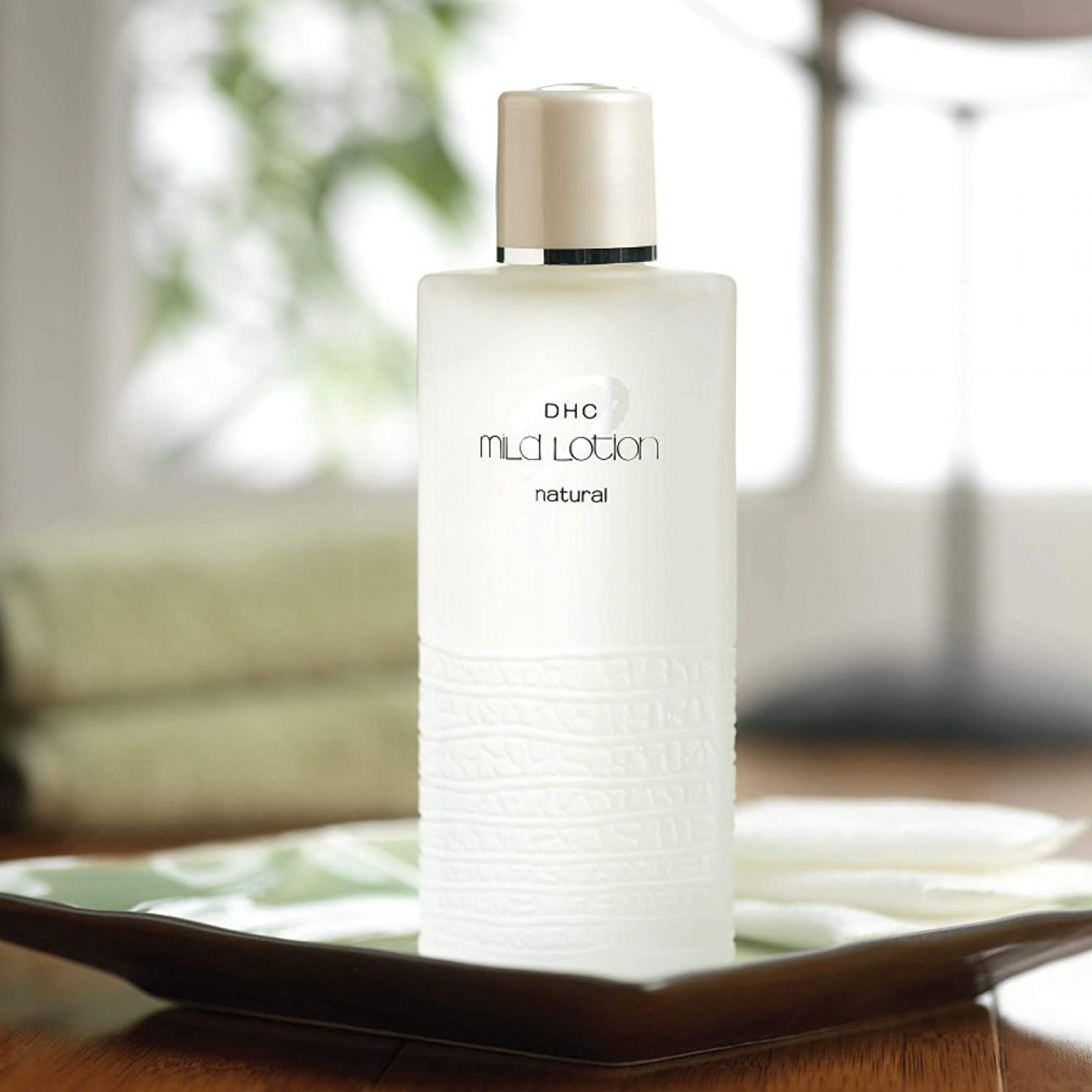 The 10 Best Japanese Toners To Hydrate Your Skin In 2024