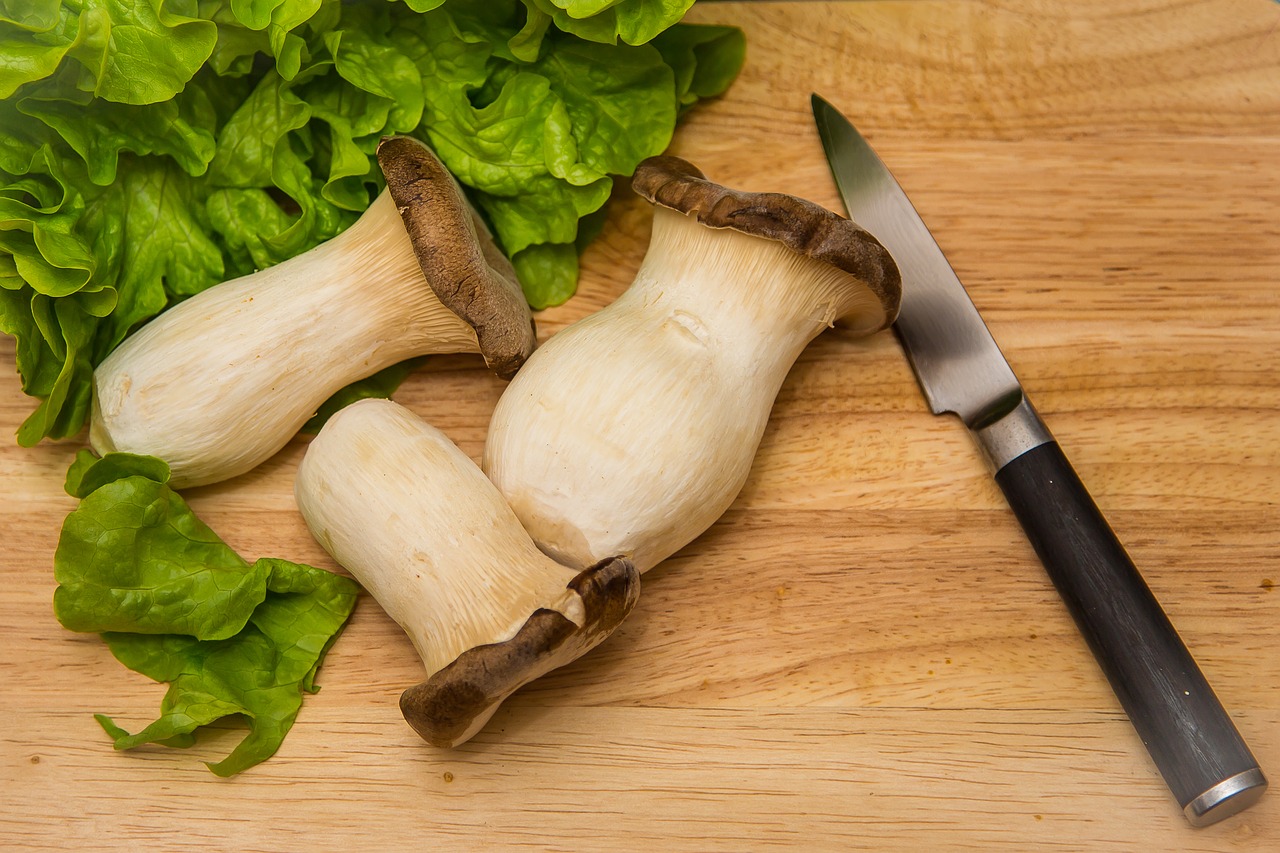 8 Healthy Japanese Mushrooms Why You Should Eat More