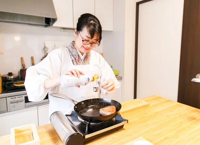 Osaka Cooking Class- Wagyu Roast Beef with Wasabi Sauce 1 Osaka Cooking Class- Wagyu Roast Beef with Wasabi Sauce 1