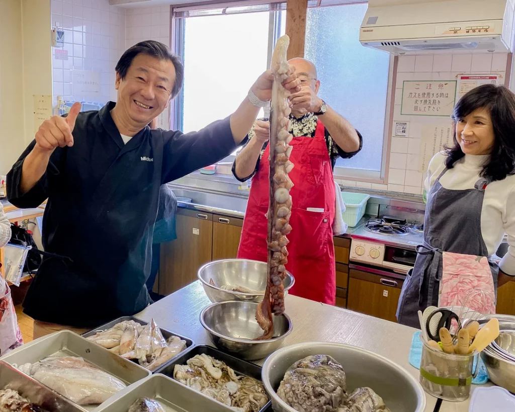 Flying Gourmet Seafood Cooking Class with Captain Mikio