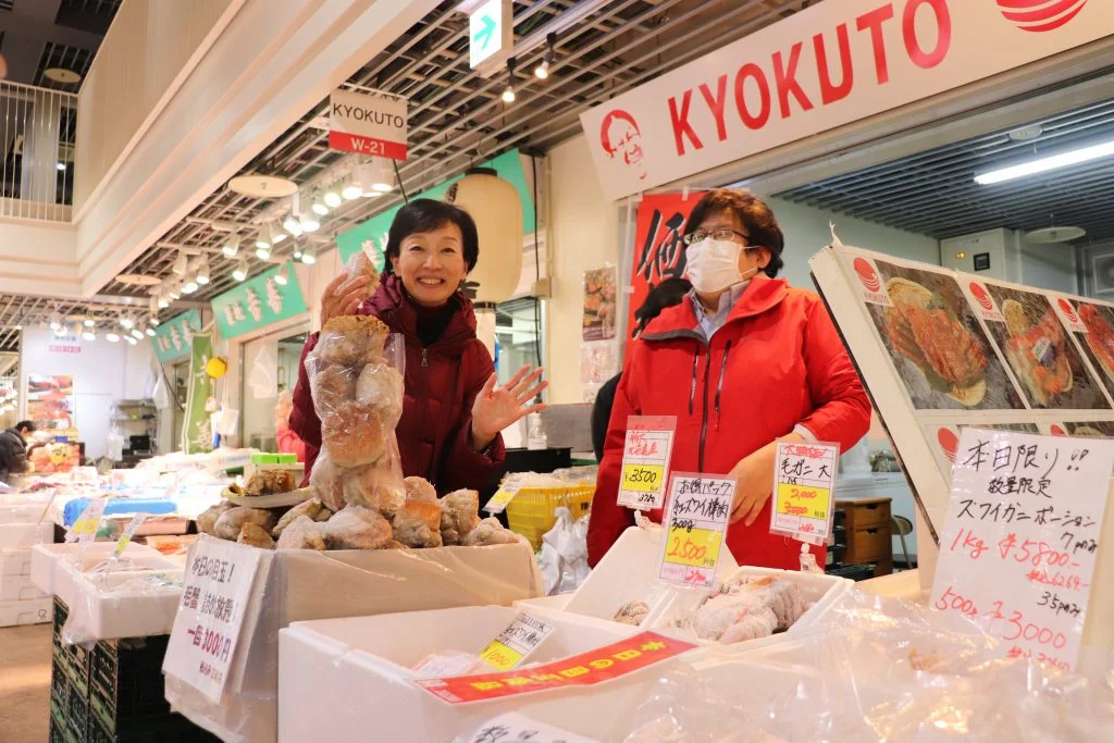 Tour of Tsukiji Market & Sushi-Making Experience 2